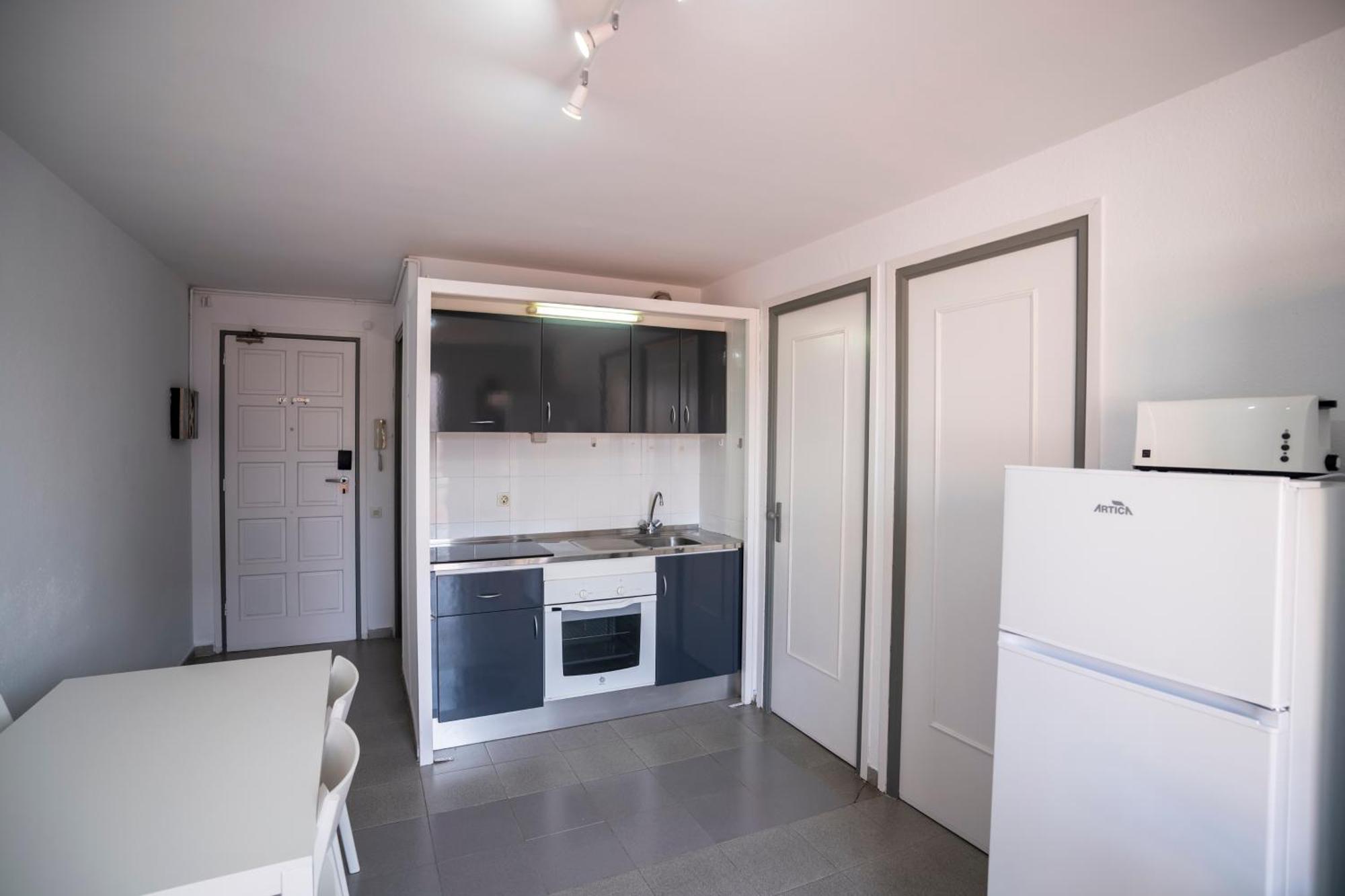 Apartaments Atzavara Calella Szoba fotó